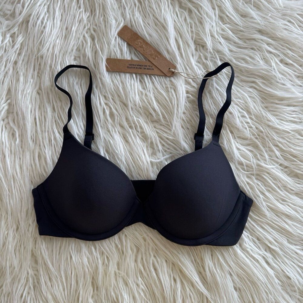 Skims Fits Everybody T-shirt Bra Onyx Size 30B